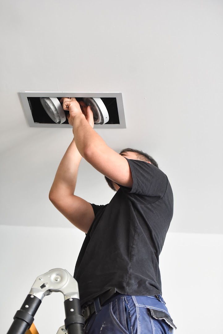 Électricien - Julien Darracq — Photos 1